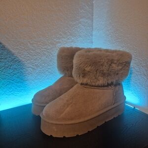 Danskin Tan Winter Boots